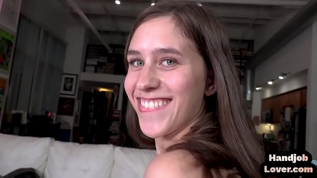 HJ POV teenie enjoys dirty talking wanking session