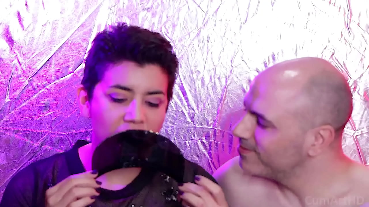 Cyberpunk cum licking!