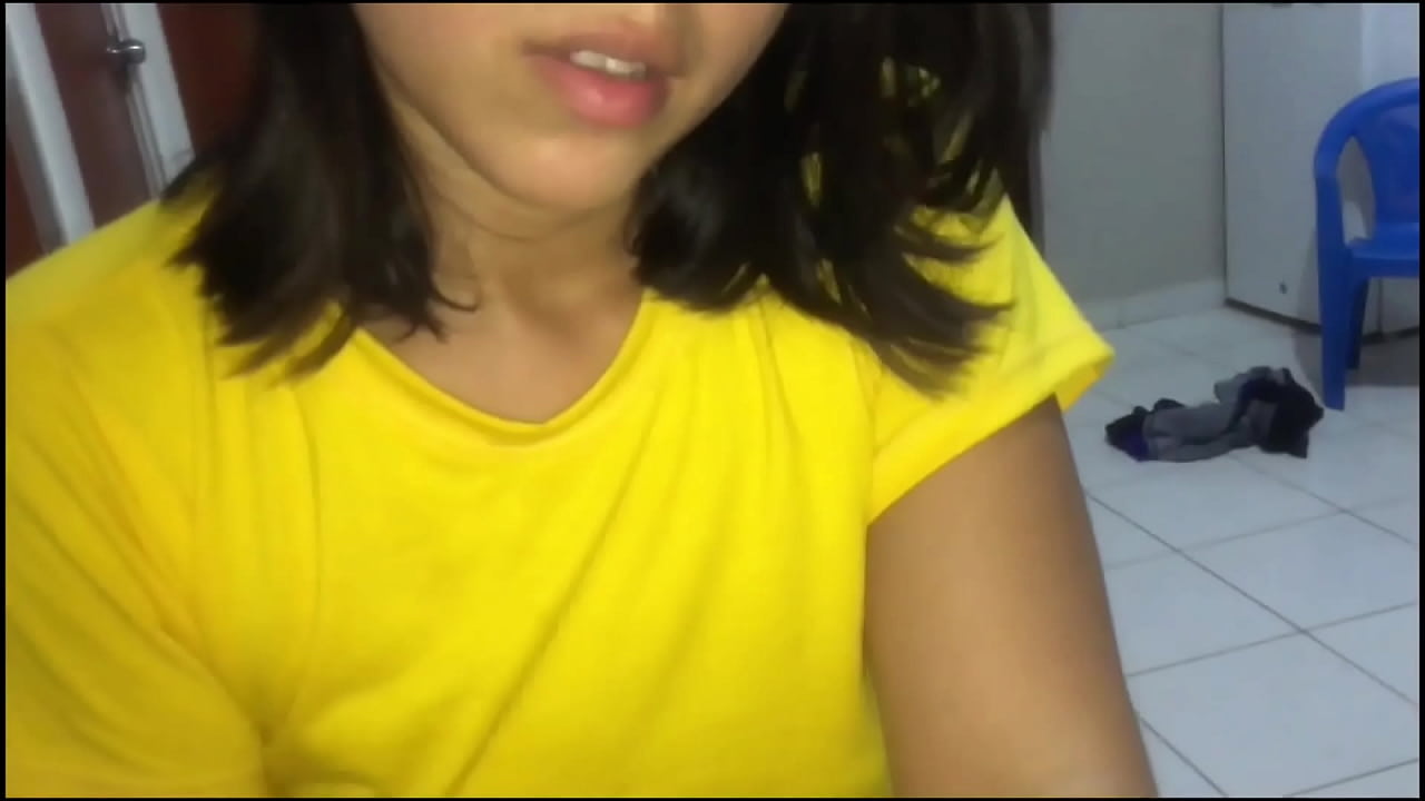 primo eres un ma&ntilde;oso solo me prestas tus cosas a cambio de cosas