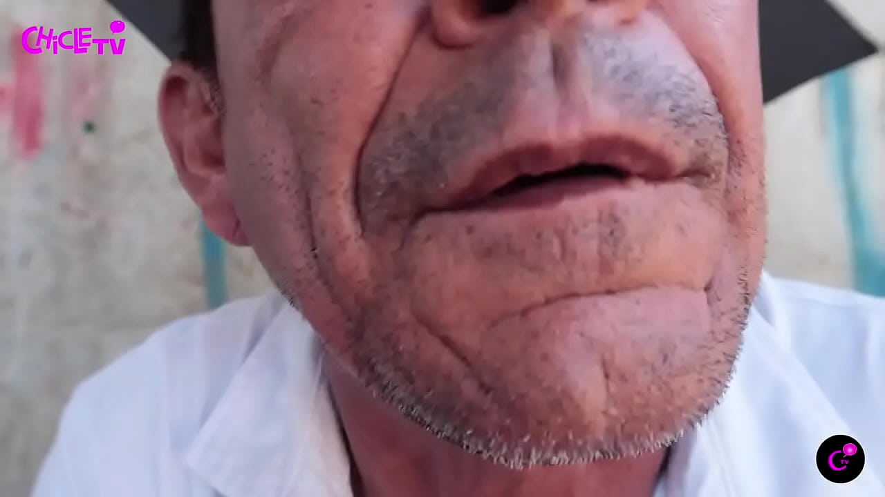 Saludando la gente linda del barrio la isla - Barlovento Est&aacute;n chicle tv.