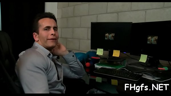 Legal age teenager slut fucking a chap