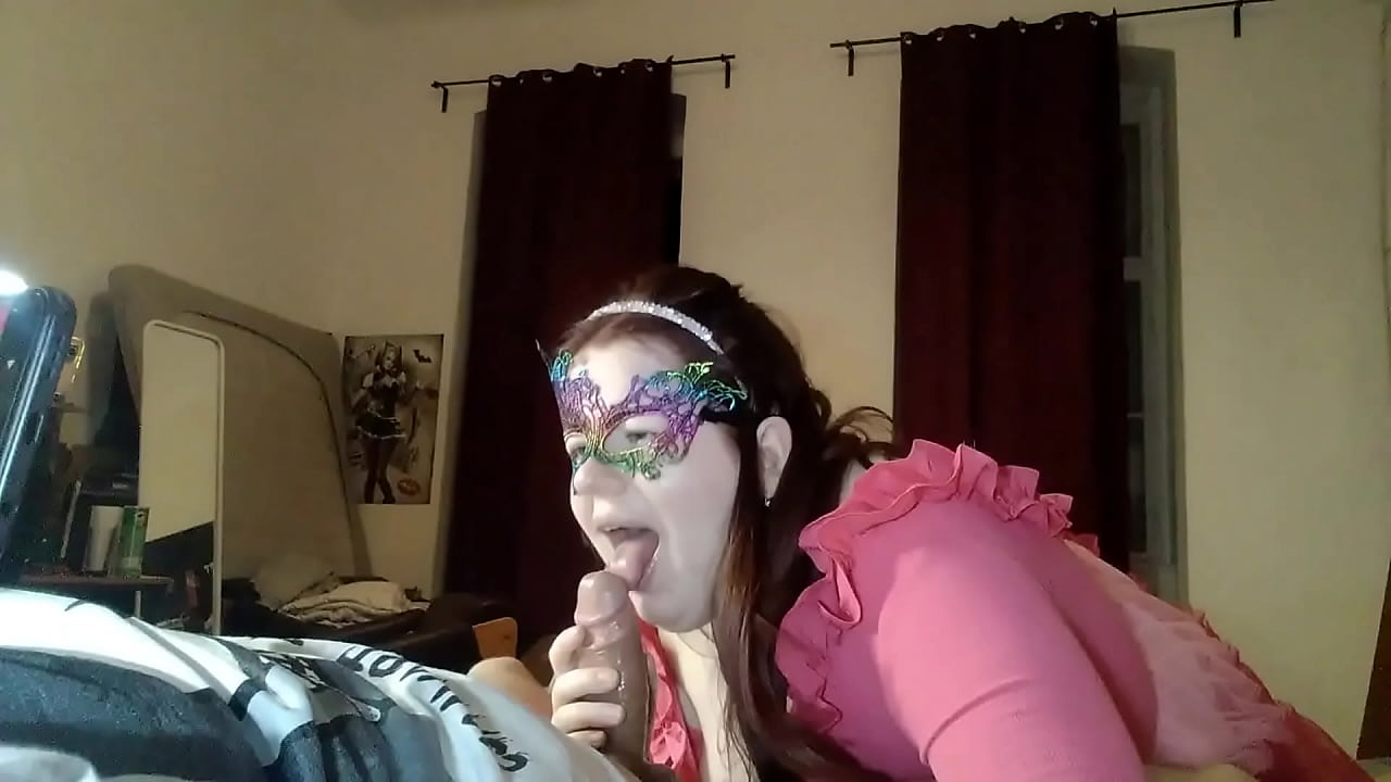 Cock hungry slut take dick as deep & as wet as she can HD