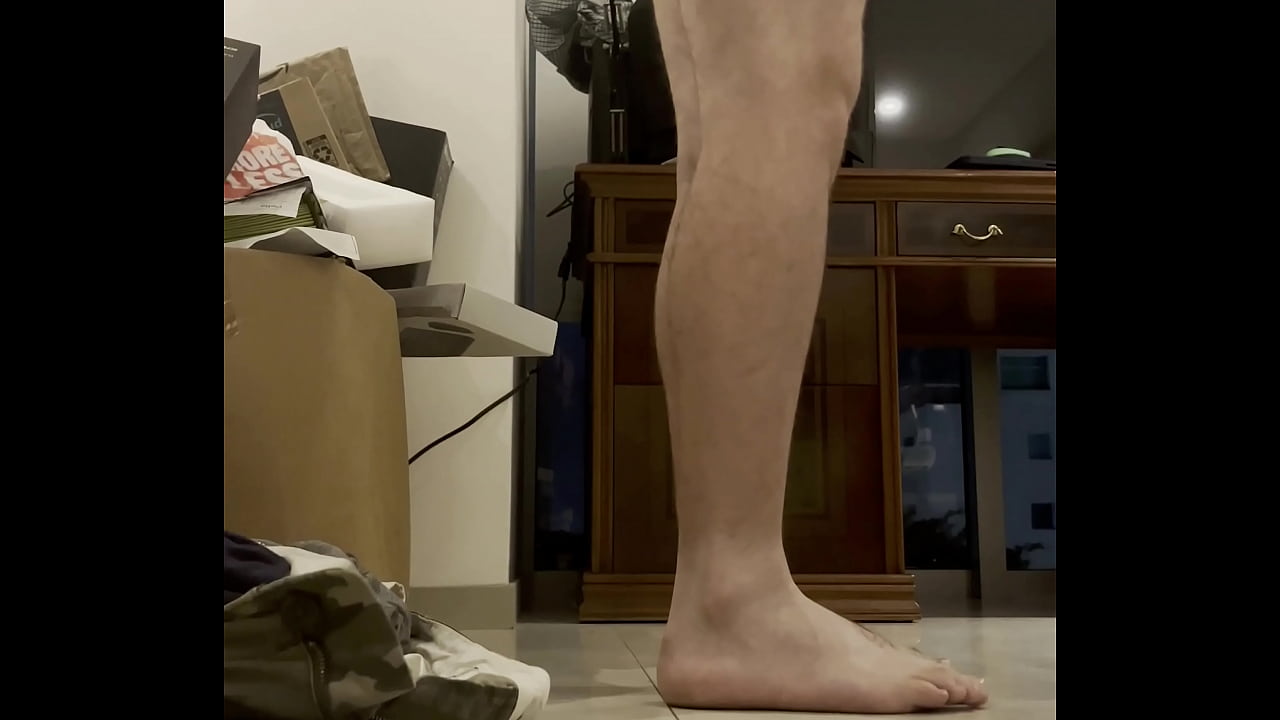 Loses underwear in the middle of meeting with boss