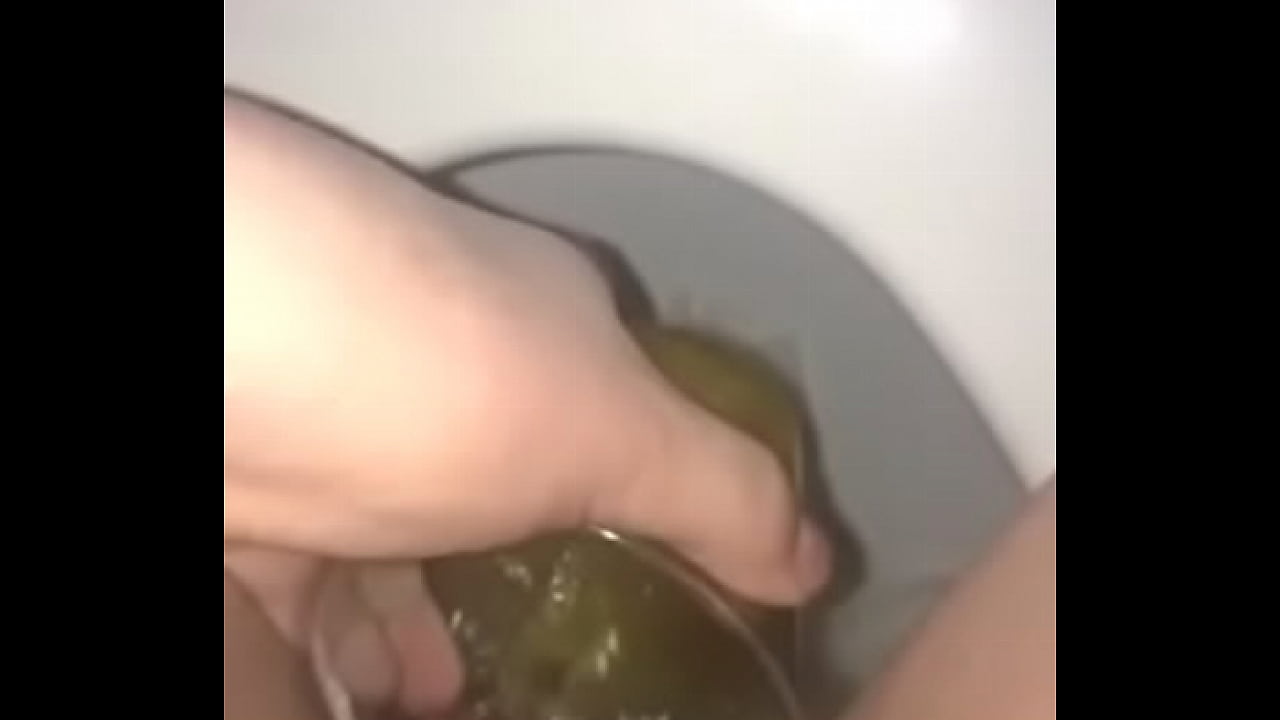 juicy pussy piss in clear cup