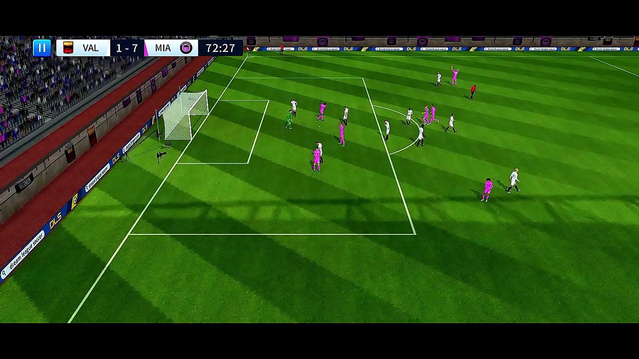 Aqu&iacute; jugando de forma muy sexual