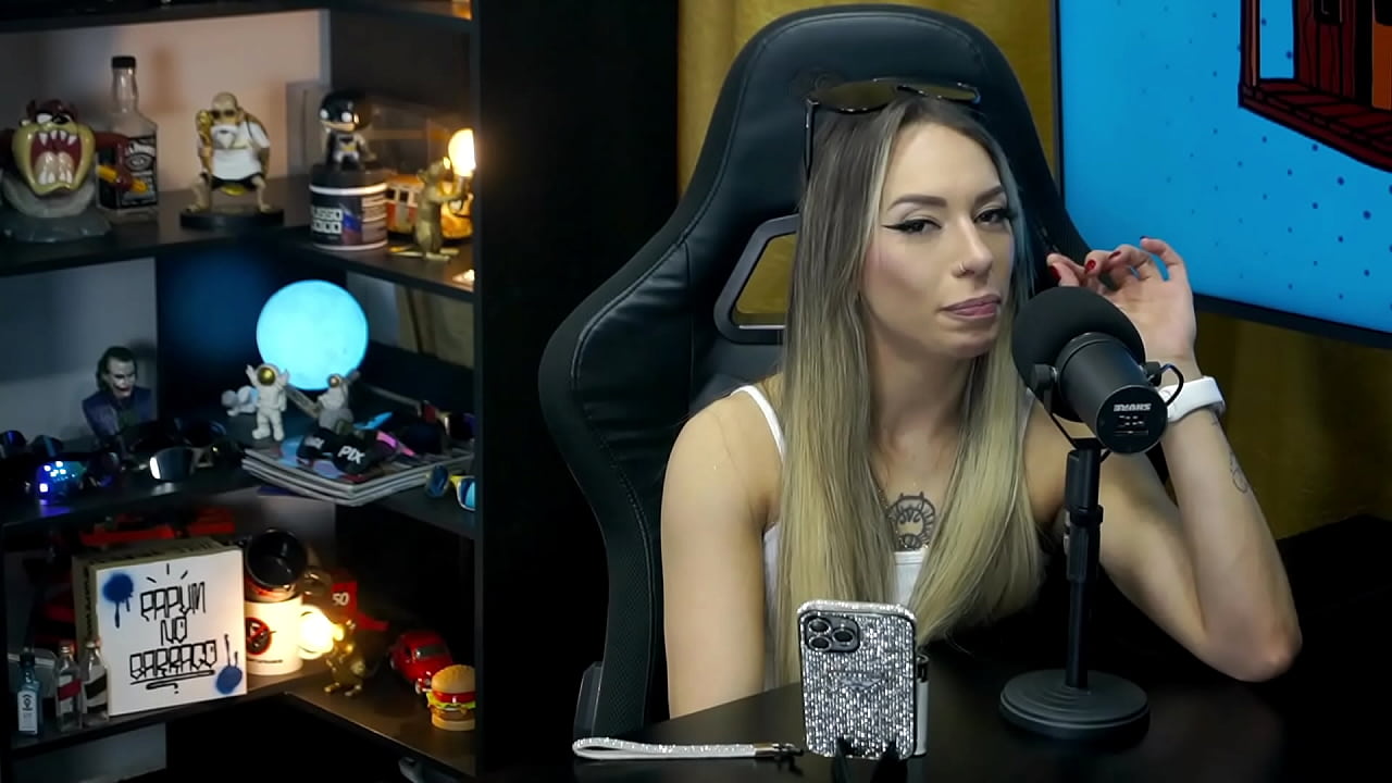 Ruan deu um trato na Bianca Demarchi, pegou ela gostoso, oque voc&ecirc; faria no lugar dele? - Podcast P&aacute;pum no Barraco!