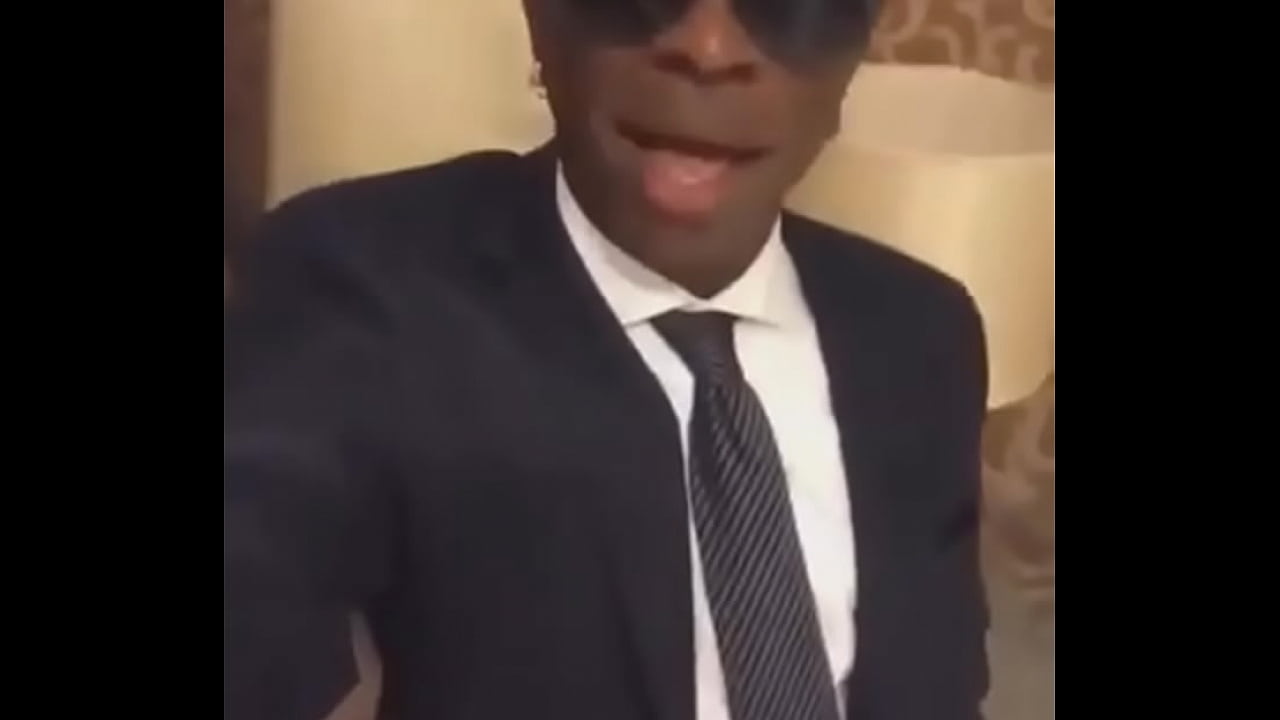 ELA&Egrave;UMABOAMENINA