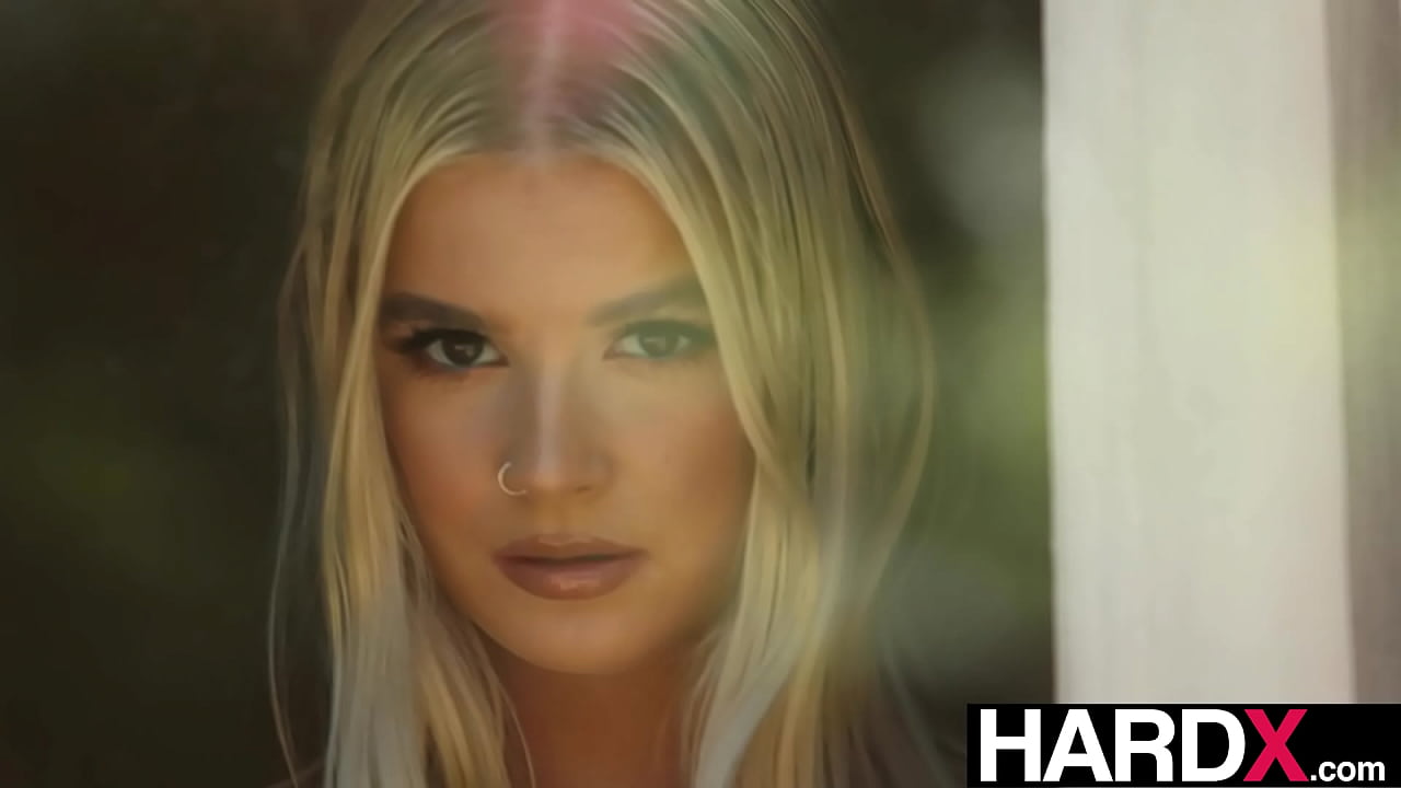 Babe Sky Wonderland Throat Fucked & Smashed By HUGE Dick