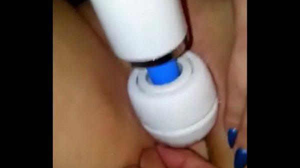 Plump Babe Fingered To A Squirting Orgasm