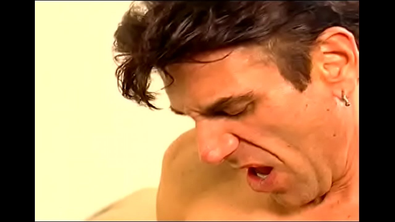 Horny Chloe Dior gets her pussy pounded hard on bed