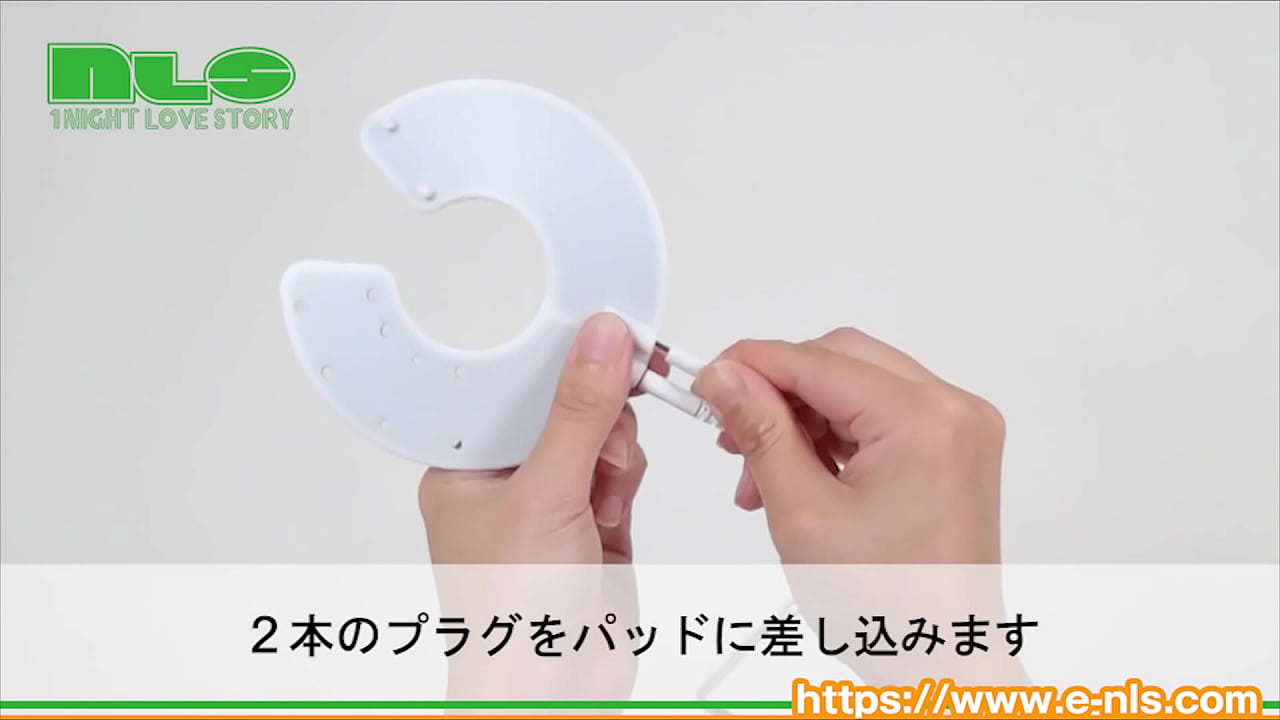 根強い人気の低周波アイテムに、おっぱい専用のアタッチメントが追加。ぴりぴり～とシビれちゃってください！