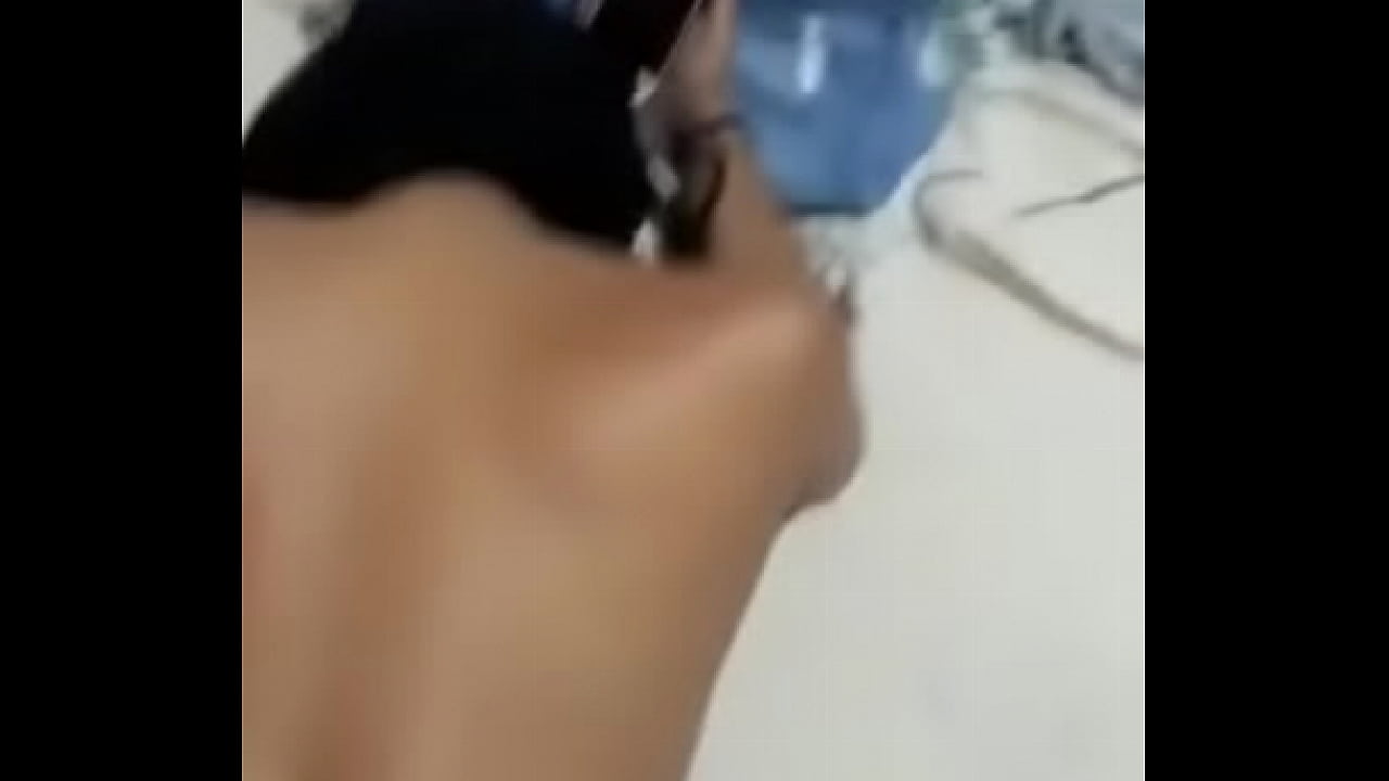 Safada deixou o cara filmar e teve o v&iacute;deo divulgado