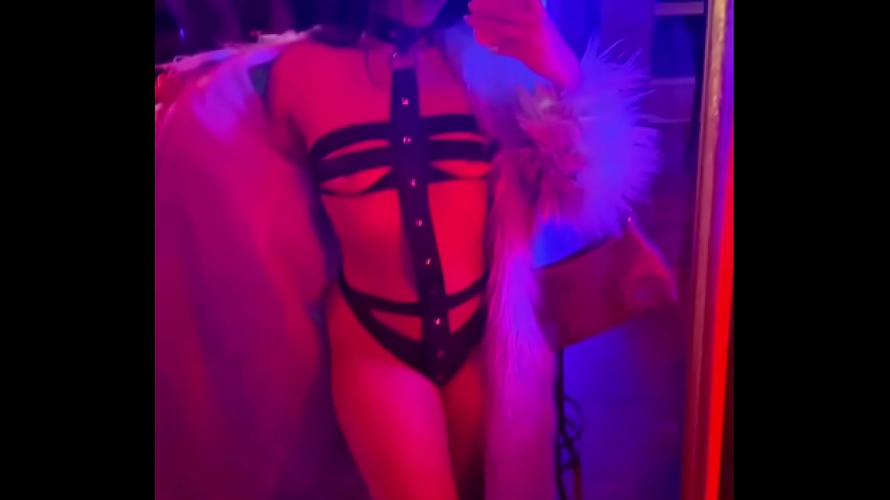 It&rsquo;s Mardi Gras in New Orleans and this is the most clothing you&rsquo;ll see me in until Wednesday  if you see me in t ...