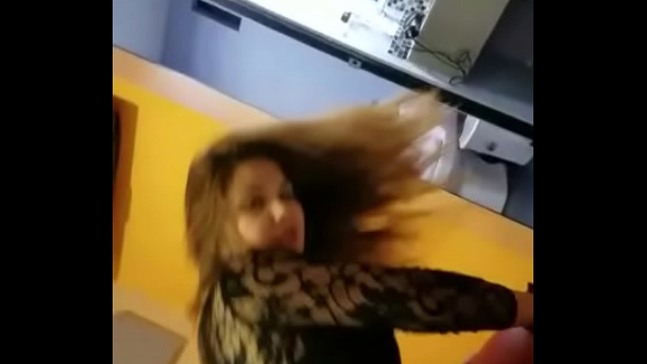 Zorra sonr&iacute;e para la c&aacute;mara