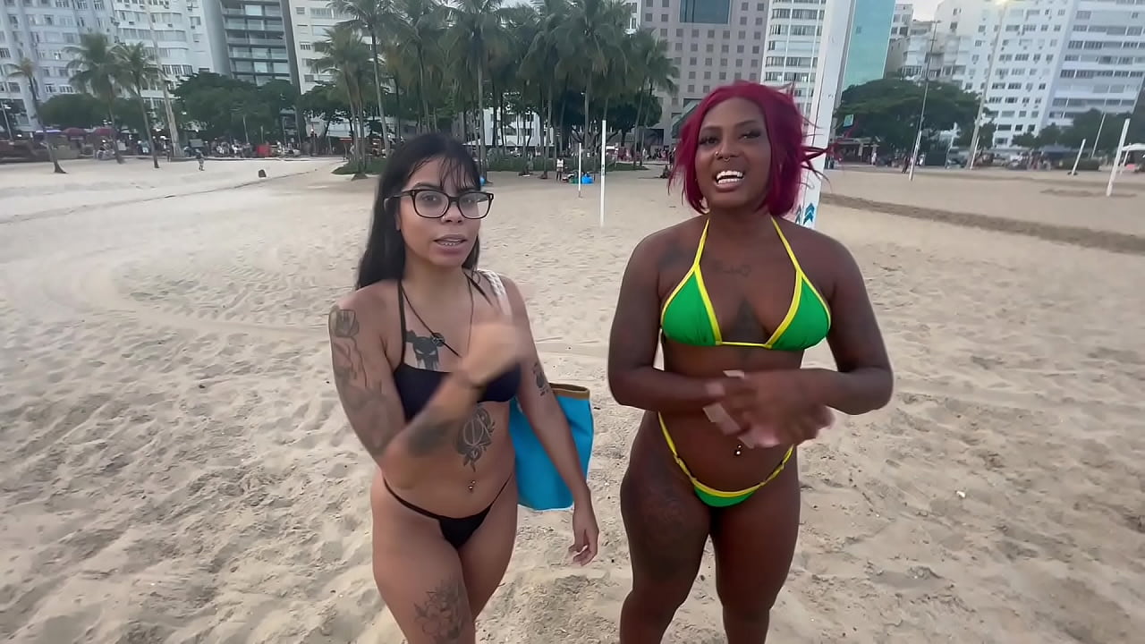 Chamei duas meninas na praia para gravar porn&ocirc; ofereci uma grana pra elas ser&aacute; q elas aceitam?