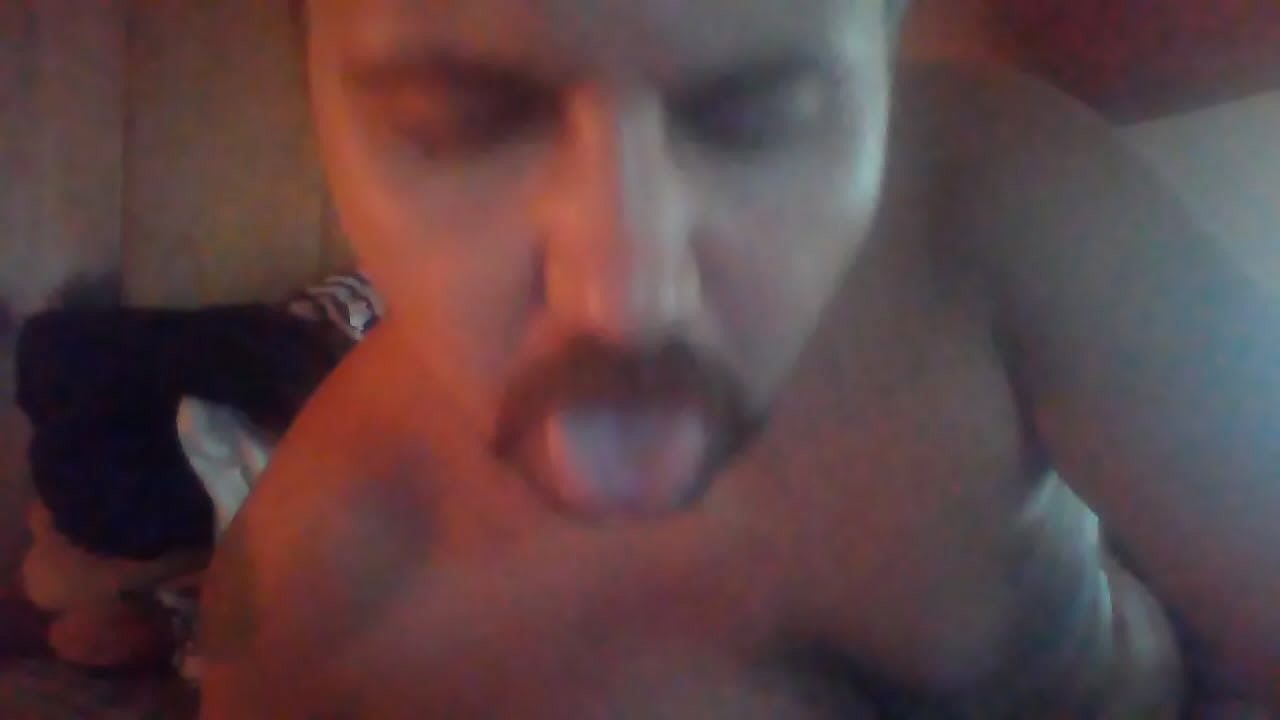 Watch as i lick this pussy for a fan - SirChrisx9 - Straight Male Cam Model - the Best in the biz - ladies love him the whole world over