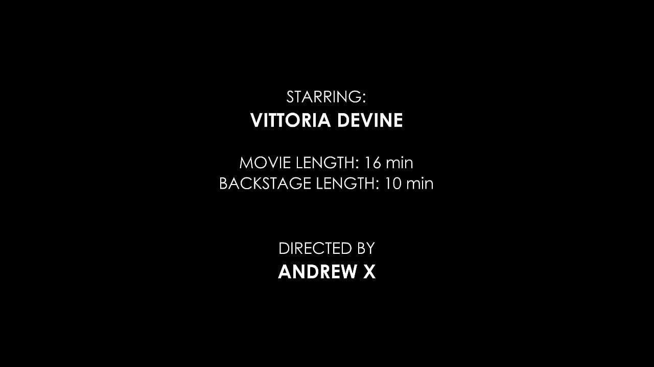 Vittoria Divine Testing The Handmade Vulkano Size XL (With Additional Anal Fisting) AH003