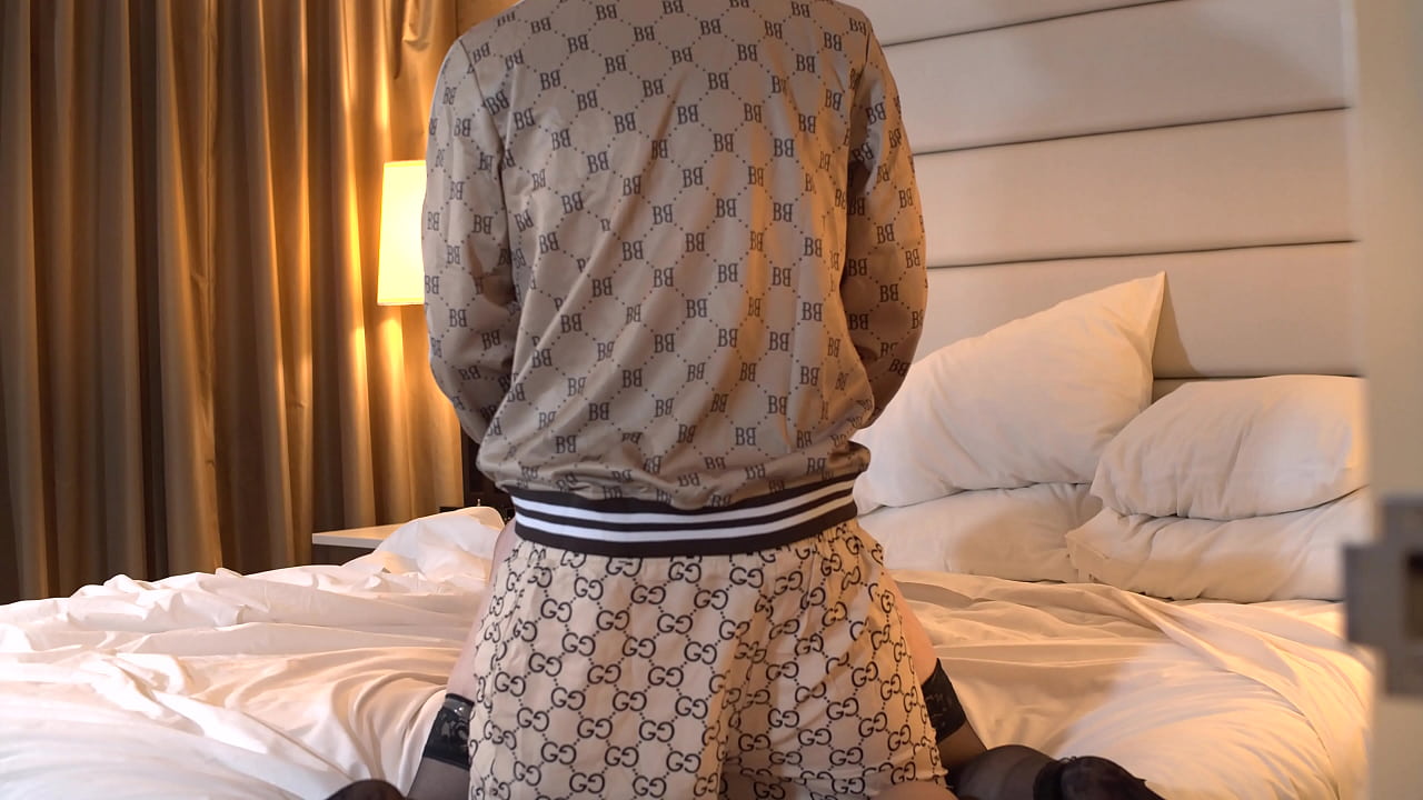 Hip Hop Artist Fucking Super Sexy Mature Crossdresser