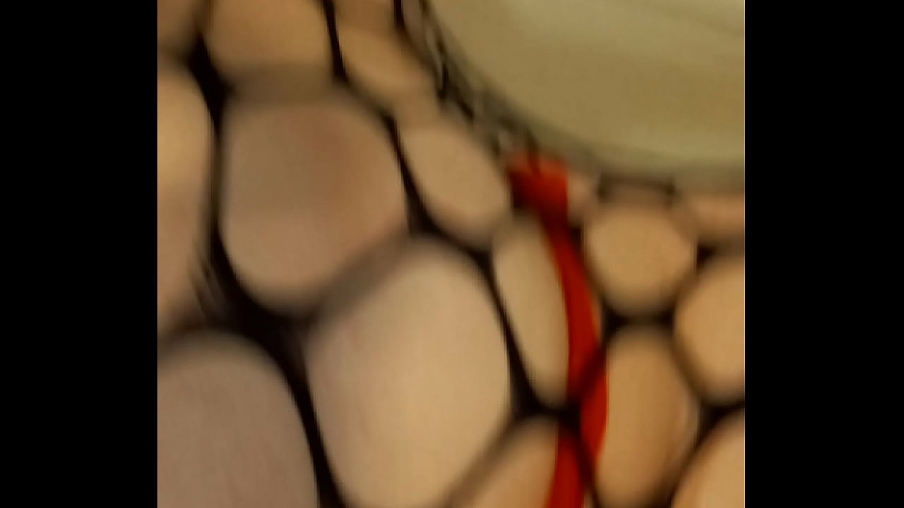 Preto enrabou o viadinho putinha