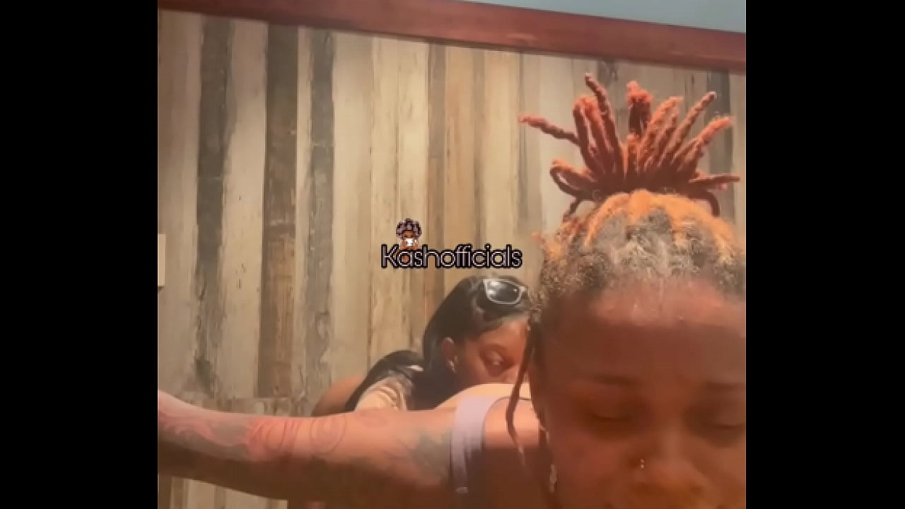 Kashofficials eating ass in public bathroom