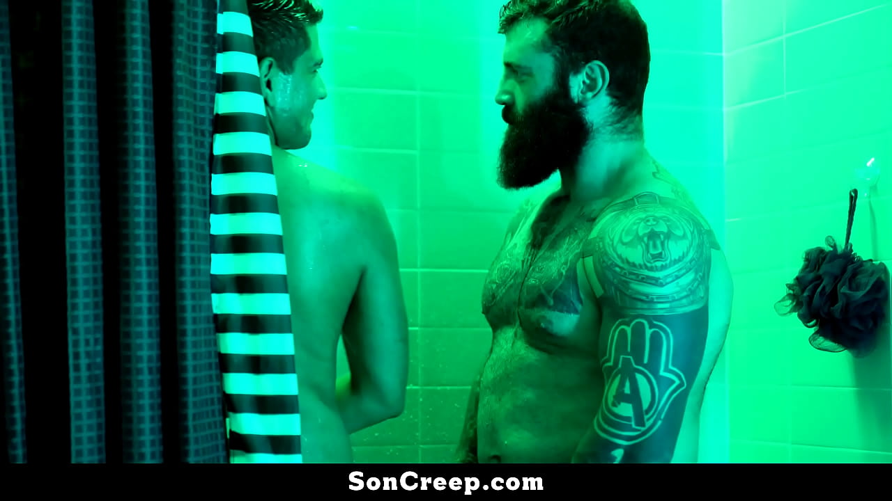 Daddy Asks His Boy to Bend for Him in The Shower - Soncreep