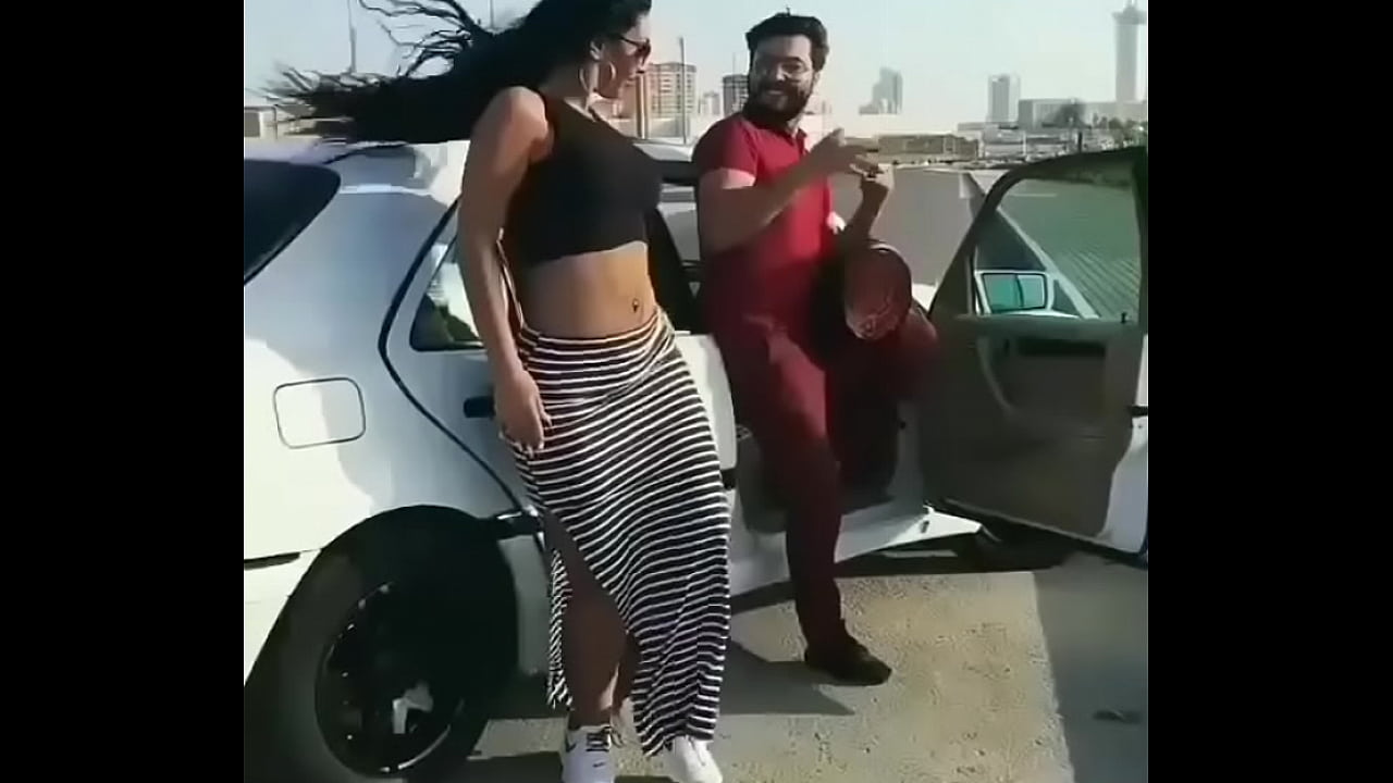 What the name of this dancer or her account