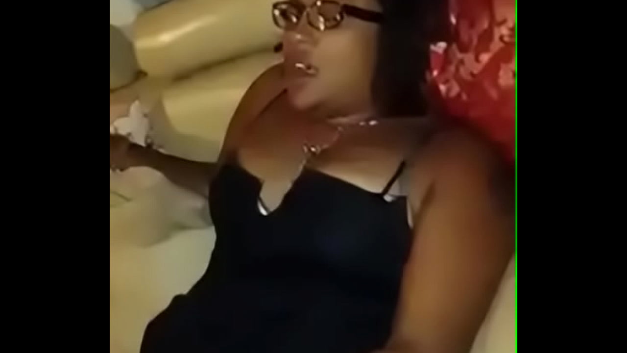 Black chubby girl gets her pussy licked