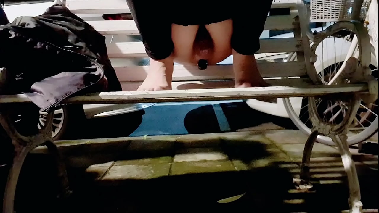 【Corssdresser】outdoor anal and peeing