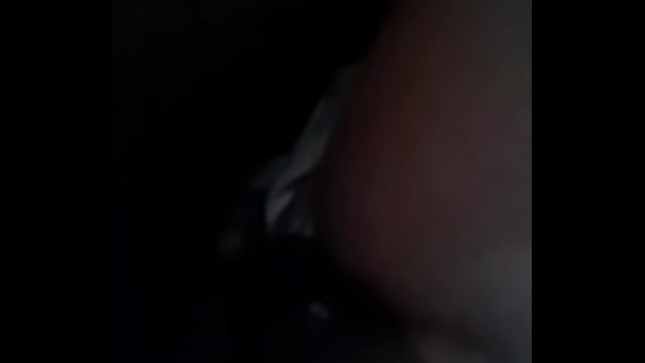 Tarada arrombada &eacute; viciada em dar o cu pro neg&atilde;o