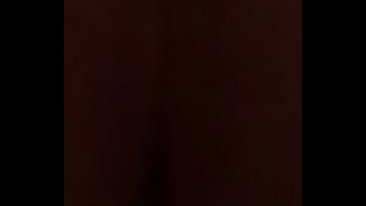 PAWG shakes her ass while getting ready for my dick