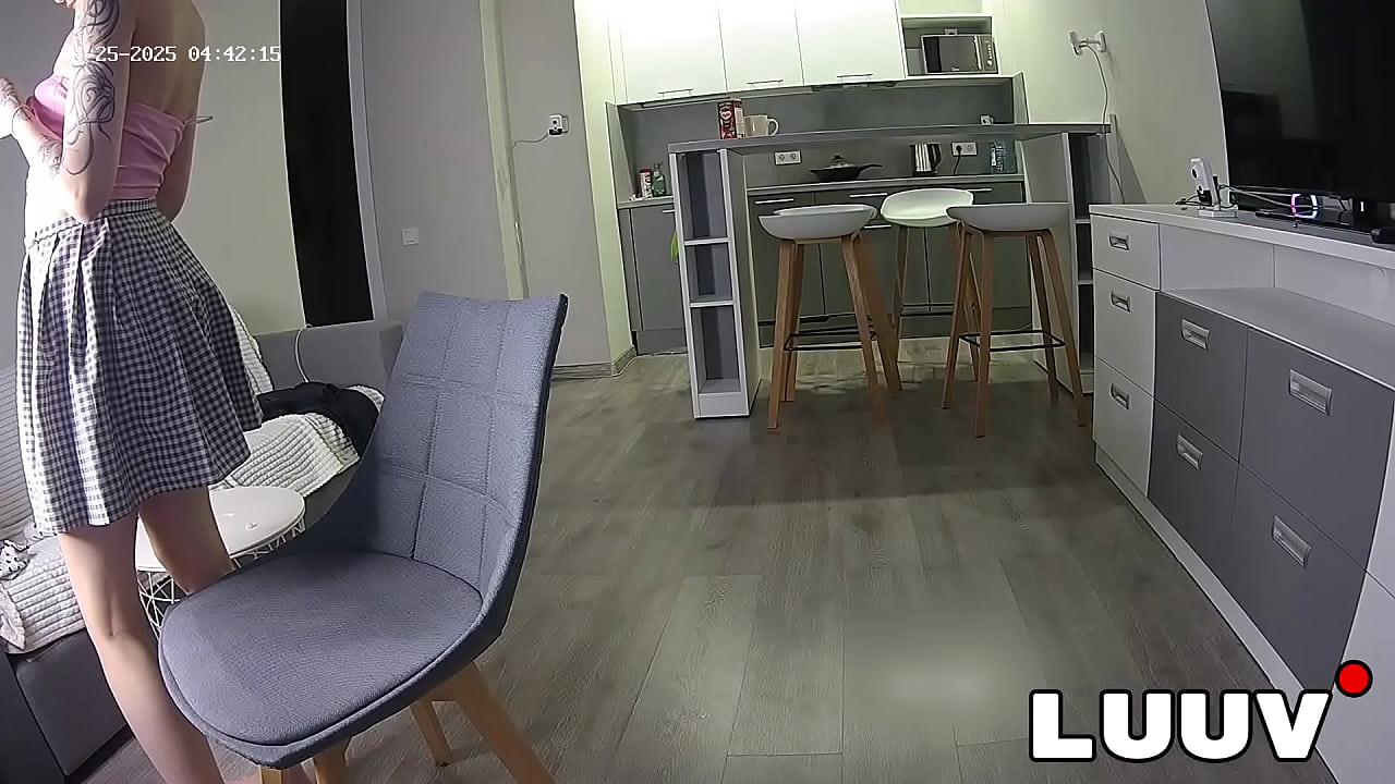 LUUV. Perfect way to show how much she misses him