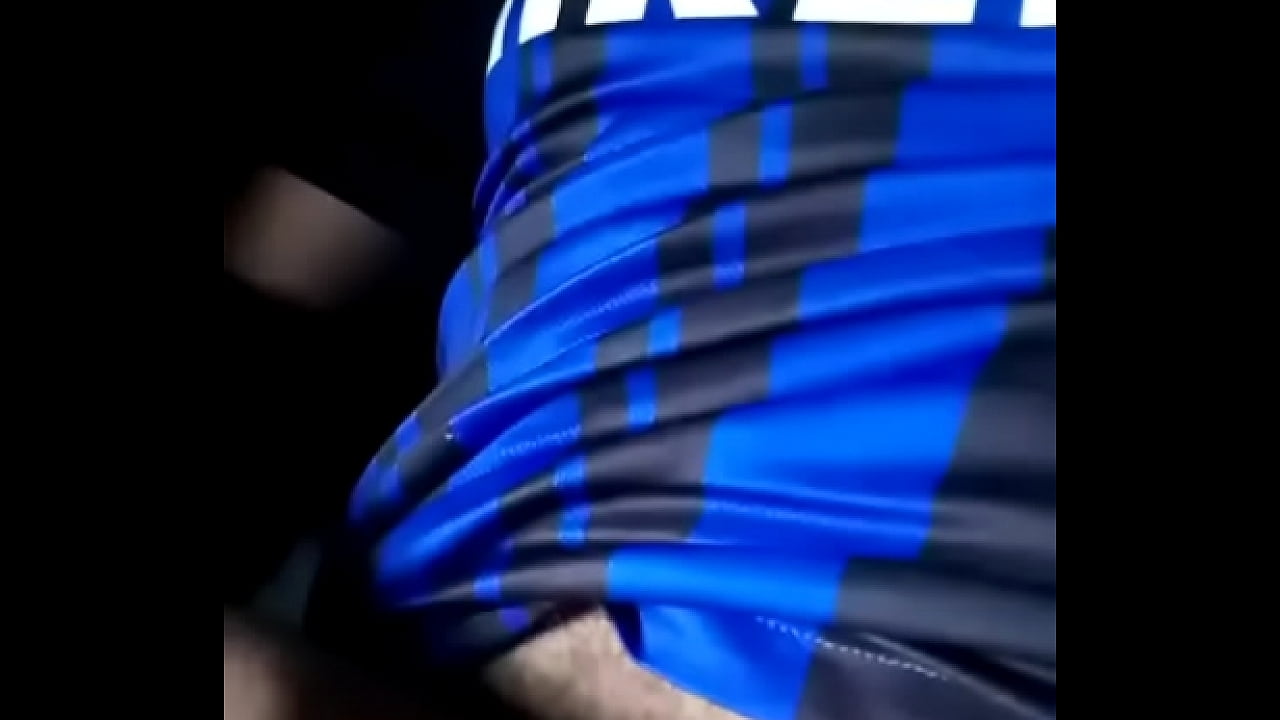 punheta com camisa de futebol