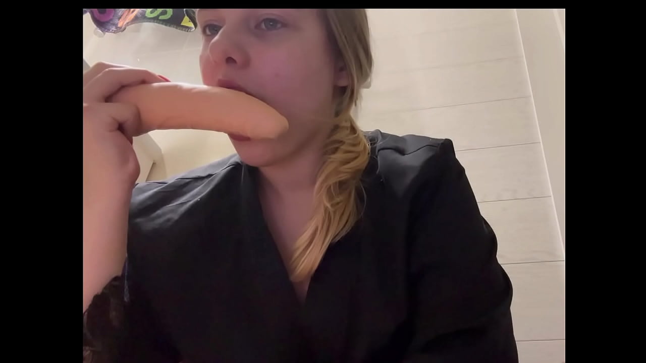 Play with vurgin asshole