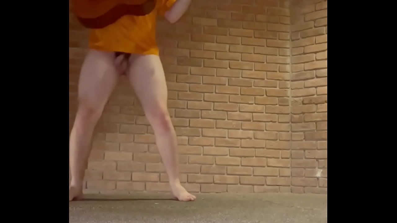 Clothes dissappear during concert