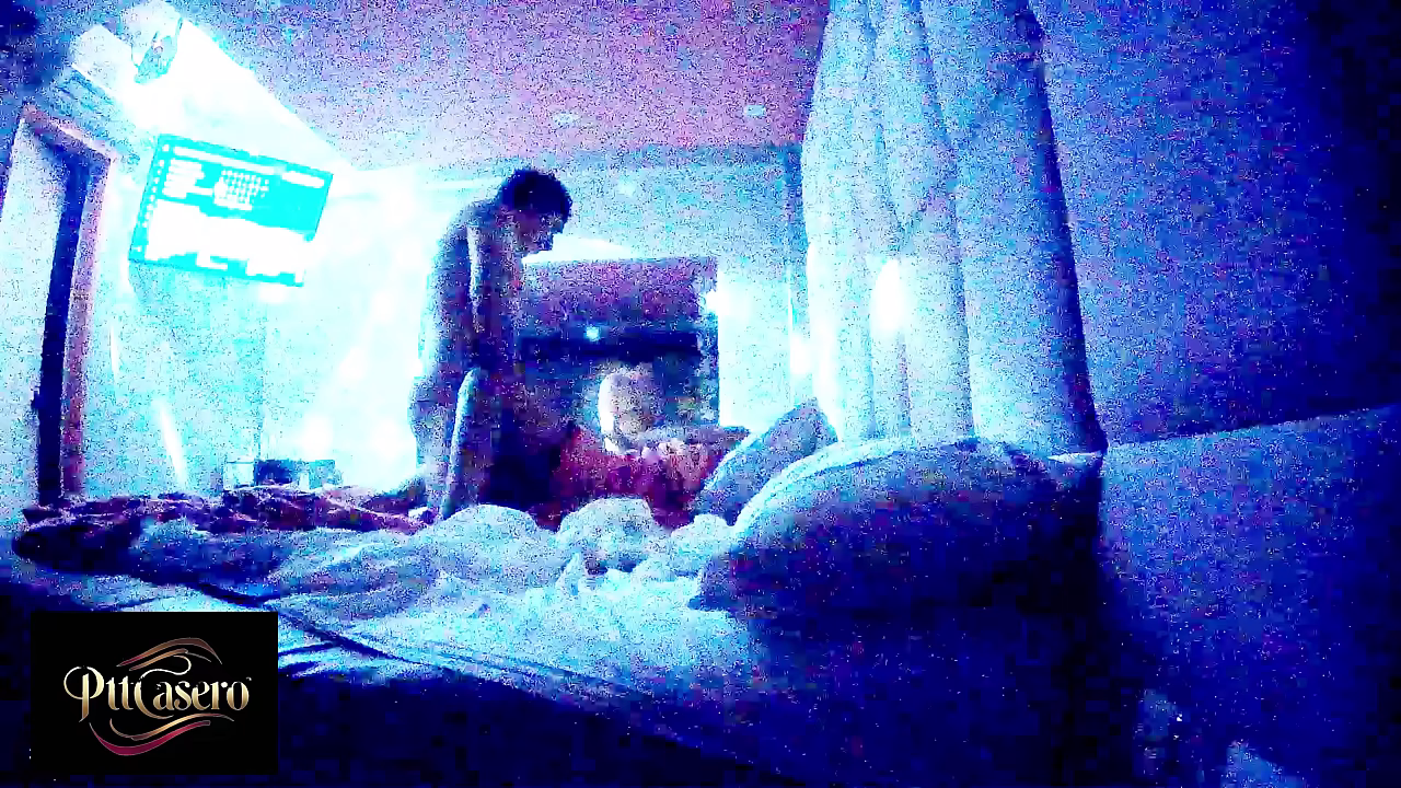 No me aguante y se me sali&oacute; en la panza de la negrita (FLASH - FLASH - FLASH)