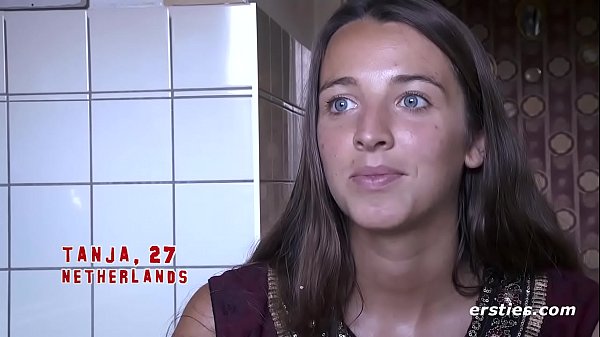 All Natural Solo Girl Masturbates Outside