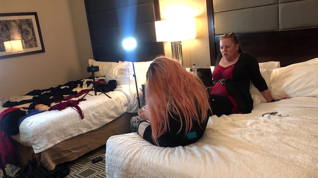 Guy Transformed into Hot Babe Gives Footjob as Punishment by Roommate