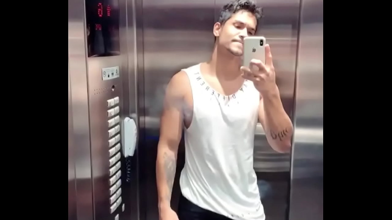 boy safado do Recife marcando a cal&ccedil;a