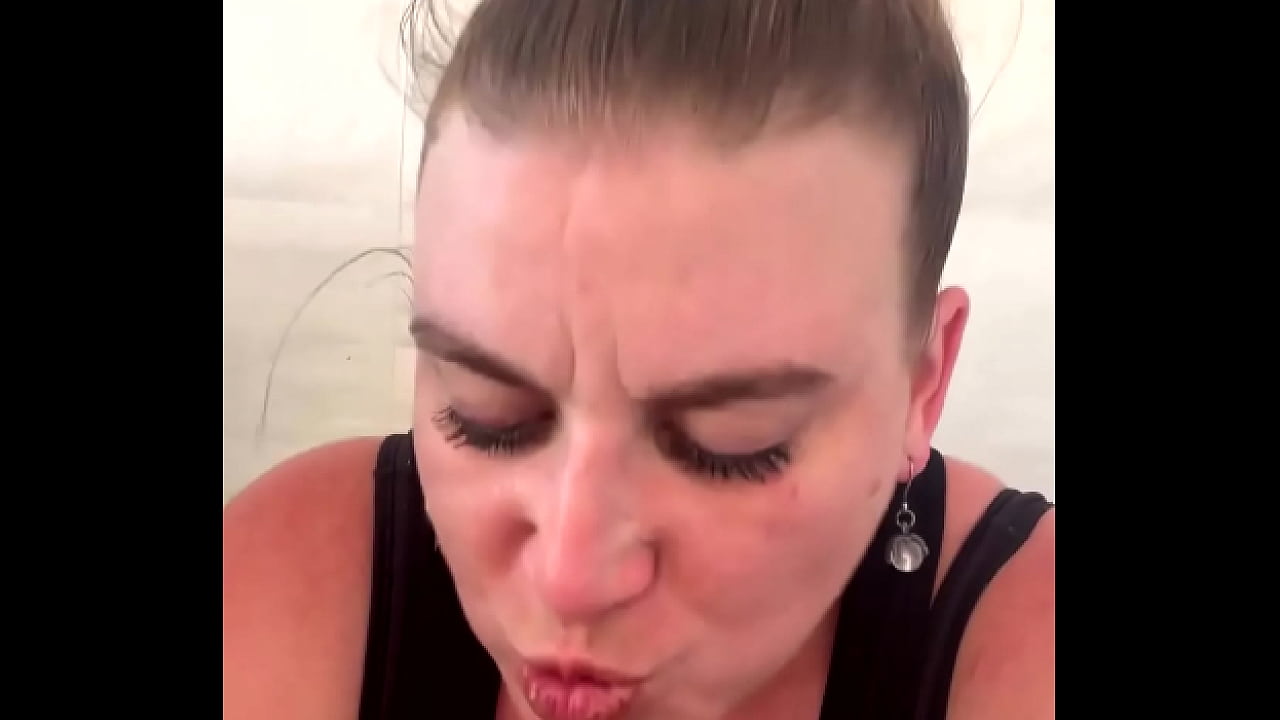 Jfc these egg rolls are delicious. Spinach artichoke and crab Rangoon.