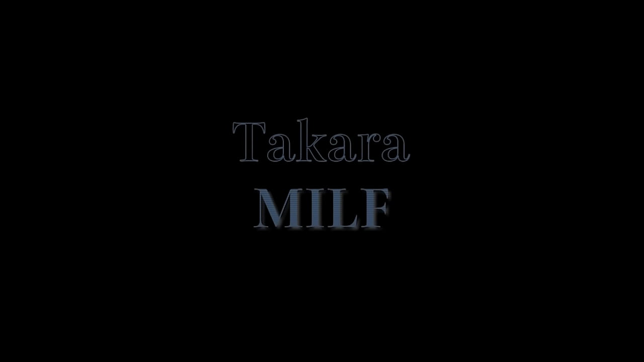 Horny Asian mature woman with bouncy ass uses her wet pussy to pleasure man