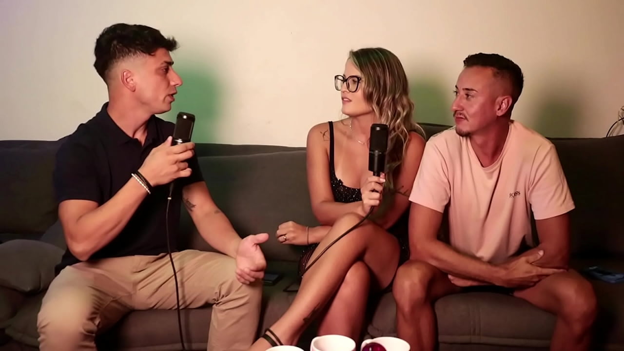 Teve fetiche em gravar transando, o solteiro tem que se adaptar, teve um caso inusitado, e o convite que recebeu... - Michael Douglas (WATCH ON: SHEER/RED)