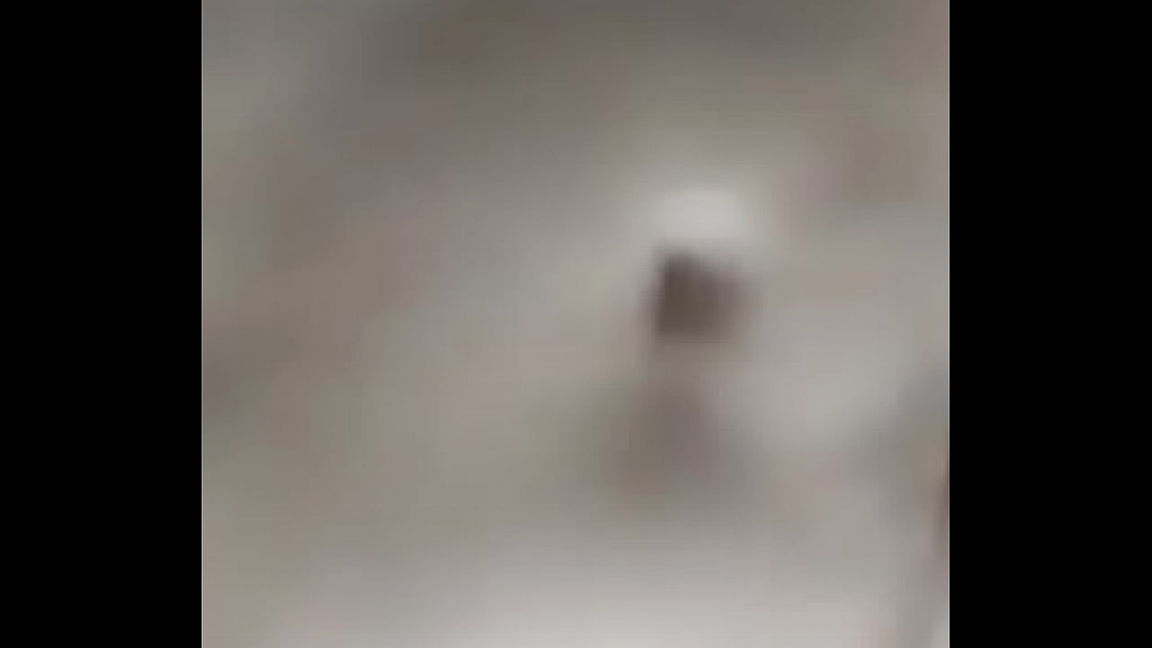 Novinha mostrando buceta apertadinha