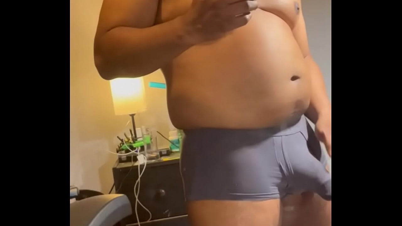 Love jerking off in front of mirror