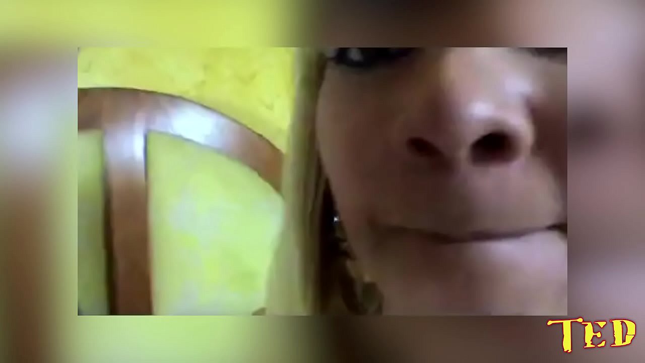 A novinha adora levar no c&uacute;