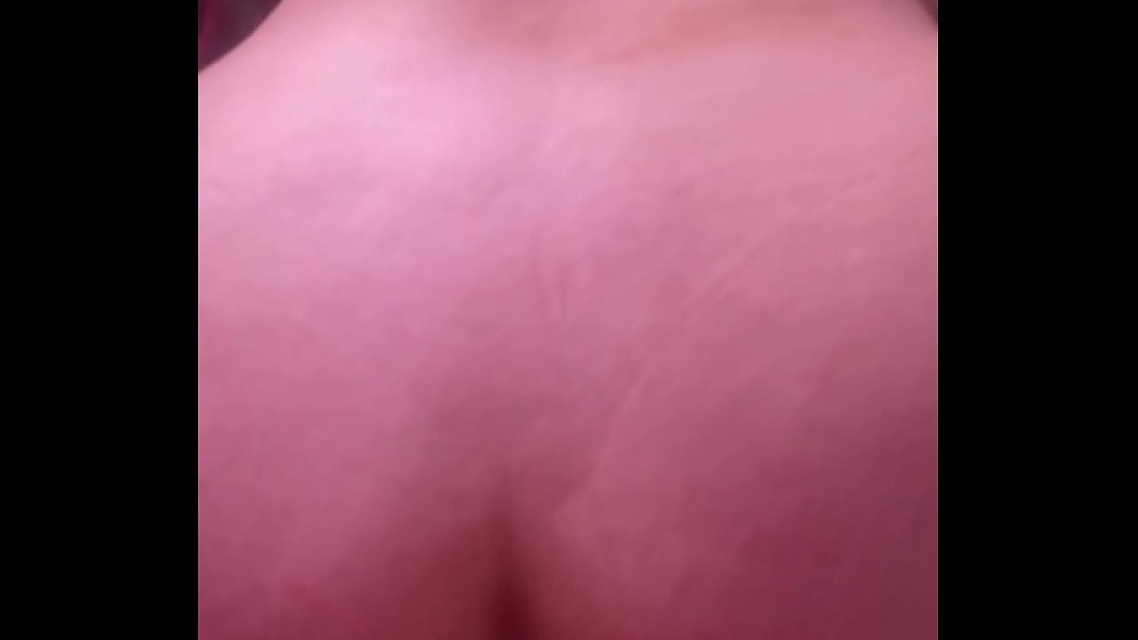 Me encanta chuparla y que me rompa la conchita en cuatro y que me de toda la. Leche