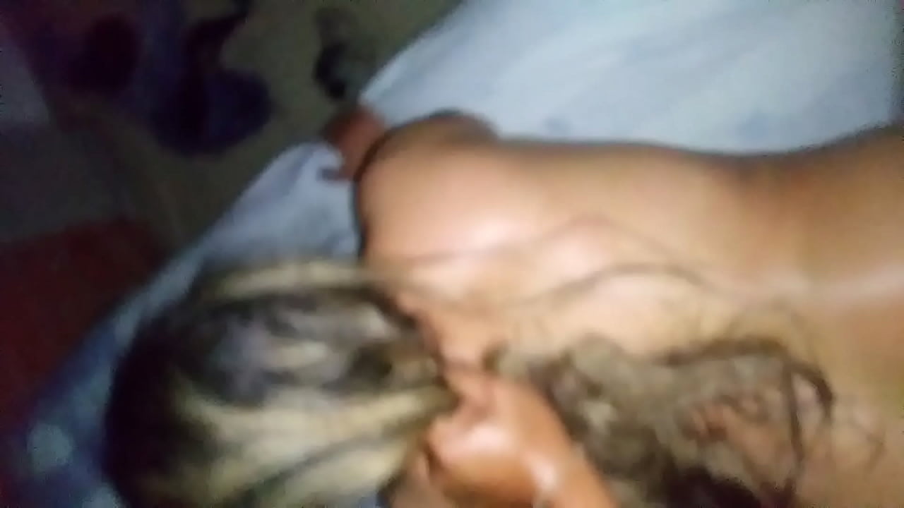 Amateur de aperrito milf cabello hasta las nalagas