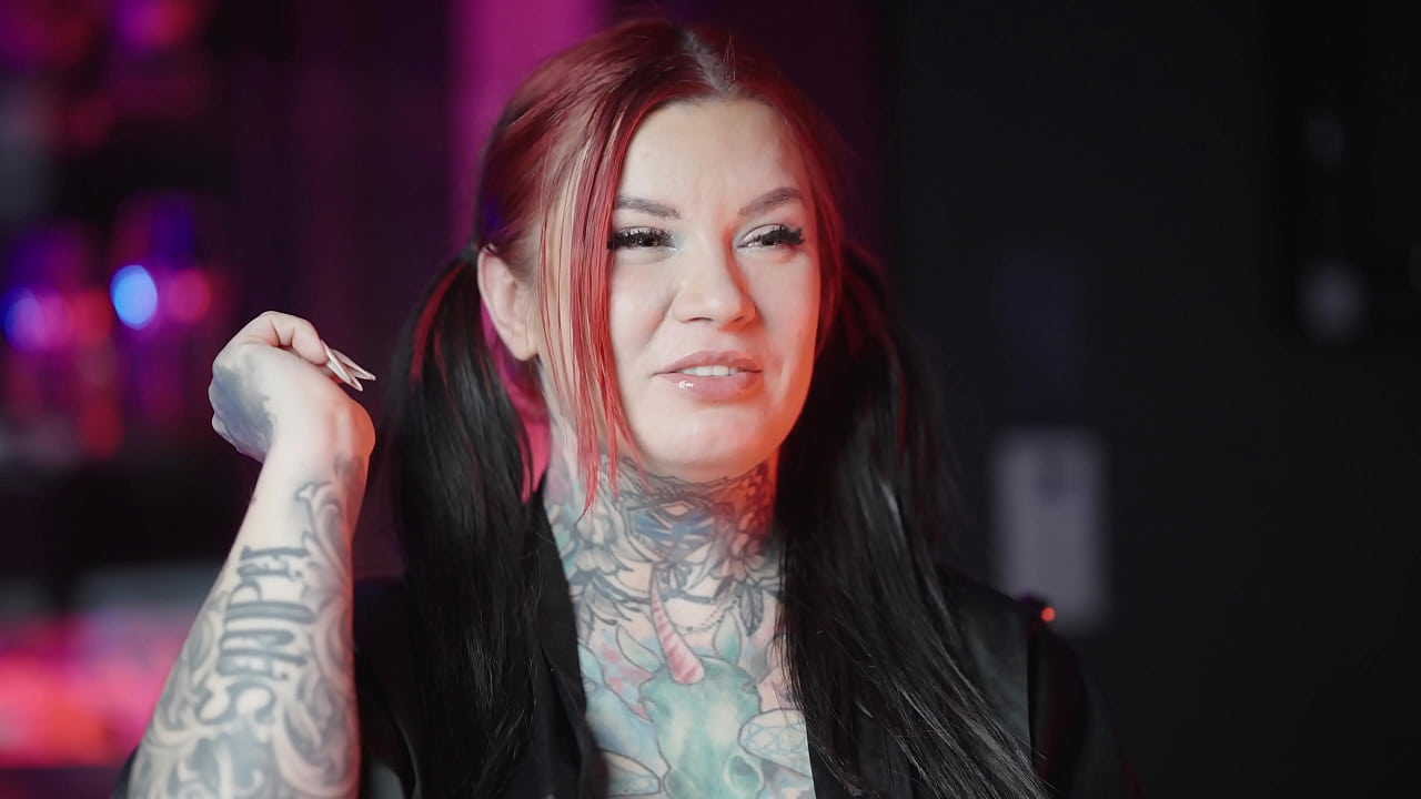 SFW- Niche perfume unboxing and smell test