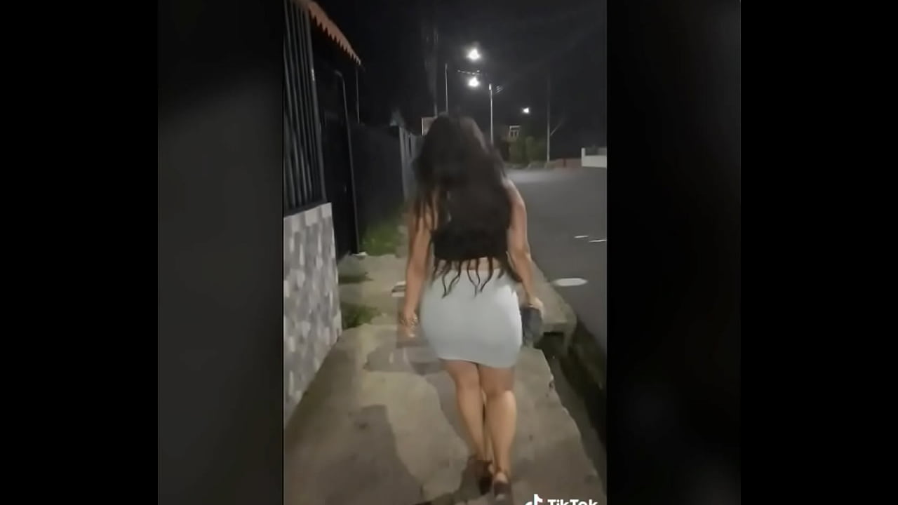 Super Hot Candid Walking Latina Booty