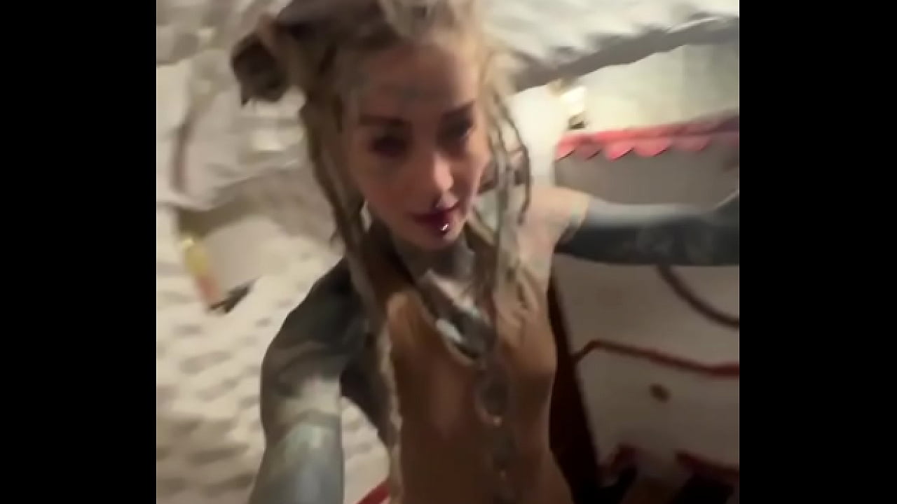 Do you like crazy hotels? I love them! This one in Pattaya, Thailand has the most insane corridors that always o...