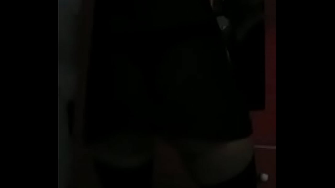 Mi mujer bailando en talnguita